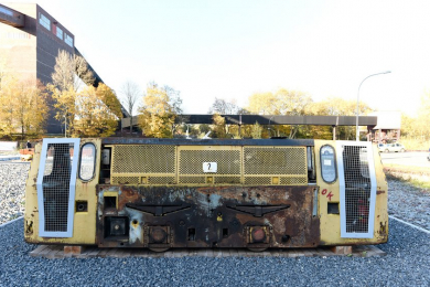 Eine Grubenlokomotive auf dem Freigelände der Zeche Zollverein in Essen