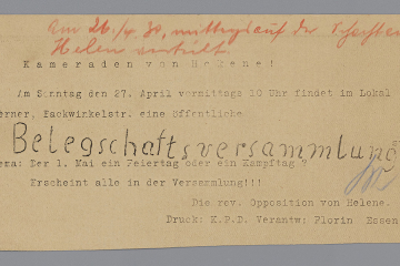 Kleiner Handzettel mit maschinenschriftlicher Einladung zur Belegschaftsversammlung durch die KPD; handschriftliche Notiz oben: Am 26./4.30. mittags auf der Schachtanlage Helene verteilt